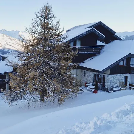 Cosy Pour 4 Pers., Proche Pistes Et Commerces, Aime-la-plagne - Fr-1-755-10 *